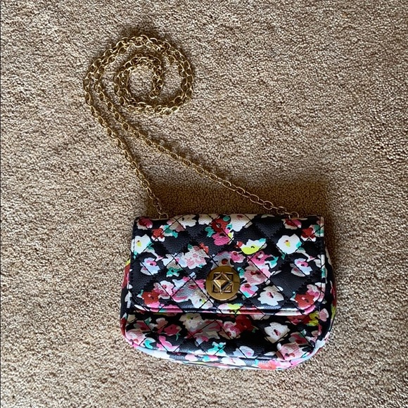 Floral Hand Bag with Chain - Picture 2 of 6